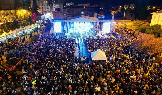 CEYHAN'DAKİ FESTİVAL HEYECANI TÜRKİYE'Yİ SARDI