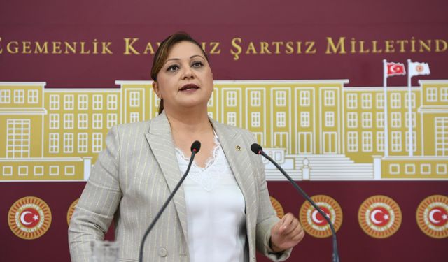 CHP’li Köksal: Her yıl 24 Kasım'da öğretmenlere bir maaş ikramiye verilsin