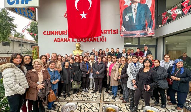 200 KADIN CHP’YE KATILDI