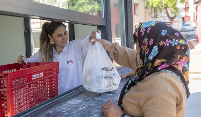 MERSİN BÜYÜKŞEHİR’LE MAHALLELERİN ÇEHRESİ DEĞİŞİYOR