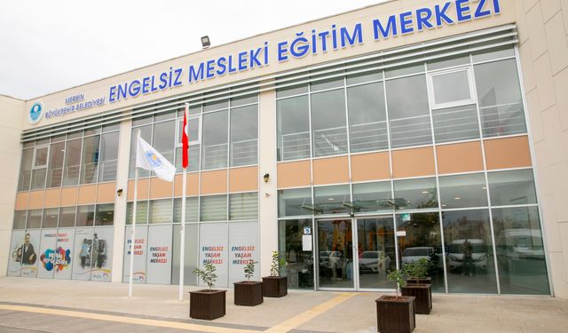 ÖZEL BİREYLER BÜYÜKŞEHİR İLE ENGEL TANIMIYOR