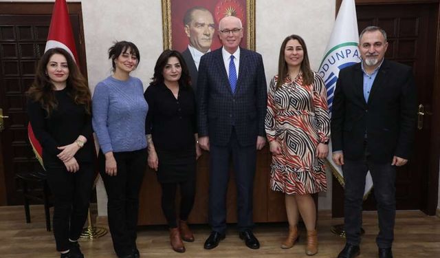 Odunpazarı Belediyesi ile SES Eskişehir Şubesi Emek Şiir Ödülünün üçüncüsünü düzenliyor.