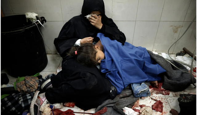 ICJ, Güney Afrika'nın Gazze'de İsrail'e karşı işlediği soykırım davasıyla ilgili ilk kararını verdi