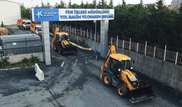 KÜÇÜKÇEKMECE’DE KAR HAZIRLIKLARI TAMAMLANDI