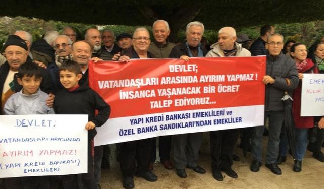 Yapı Kredi Bankası Emekliler Derneği Adana Şubesi,  Emekliler Arasında Yapılan Ayrıma Tepki Gösterdi.