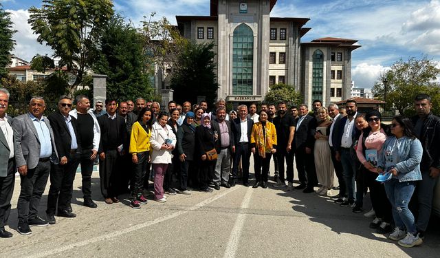 CHP'li Şevkin, CHP Sarıçam Belediye Başkan Adayı Göçmen’le birlikte ilçenin dört bir tarafında vatandaşlarla buluştu