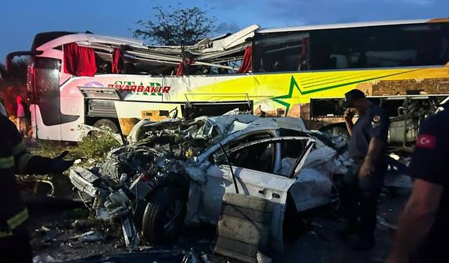 Tarsus-Adana zincirleme trafik kazası: 10 Ölü ve yaralılar var