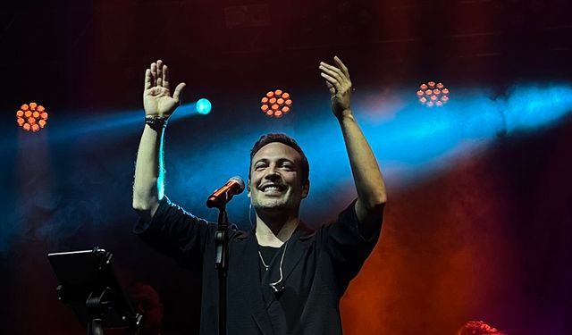 Oğuzhan Koç, Mersin ve Amasya'da art arda konserler verdi.