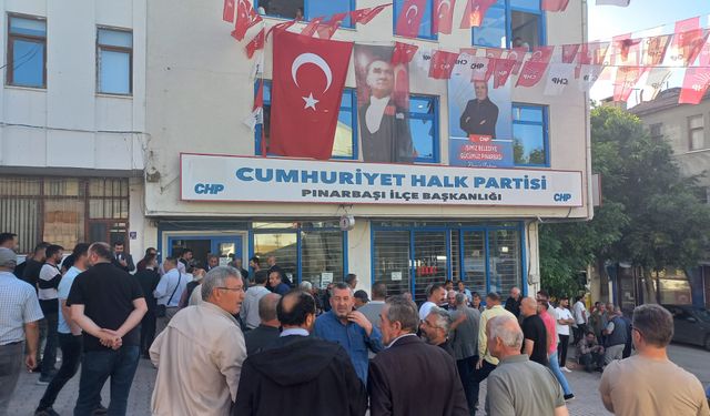 CHP'nin Pınarbaşı Adayı Deniz Yağan İkinci Kez İpi Göğüsledi ve Belediye Başkanı Oldu