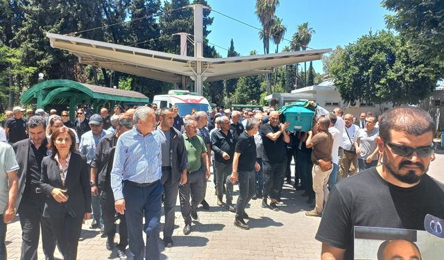 Trafik Kazası Sonucu Hayatını Kaybeden Eğitimci Şükrü Gökçek Adana’da Toprağa Verildi
