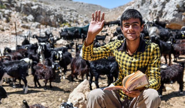 Yörük Mustafa’nın Çadırdan Üniversiteye Uzanan Başarı Hikayesi