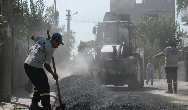 Başkan Kadir Aydar: Ceyhan'da Yol Sorunu Bırakmayacağız