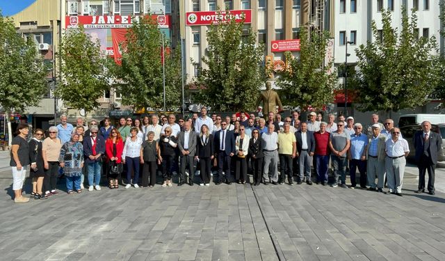 CHP Sakarya İl Başkanlığı, 101. Kuruluş Yıldönümünü Coşkuyla Kutladı