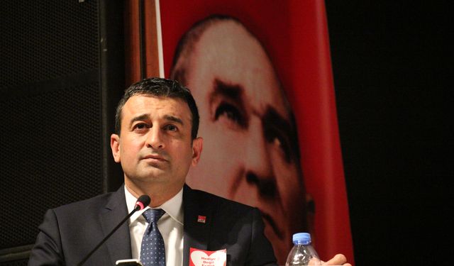 CHP'li Burhanettin Bulut, 29 Ekim Cumhuriyet Bayramı, en büyük bayramımızdır.