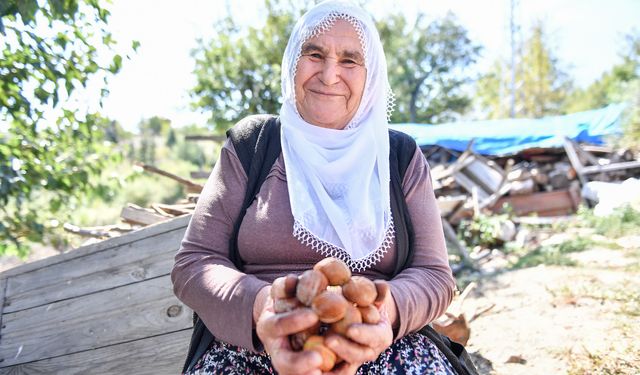 BÜYÜKŞEHİR, ÜRETİCİYİ MAKİNE EKİPMANLA DA DESTEKLİYOR