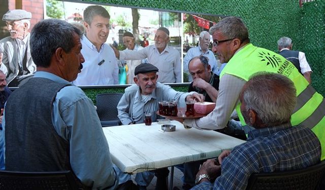 Adıyaman Belediyesi’nin ‘Emekli Çay Evi’ halktan tam not aldı