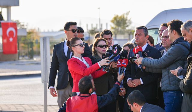 CHP'li Özgür Özel, Öcalan 'Meclis'e gelmek zorunda değil, imkan verilir çağrısını yapar'