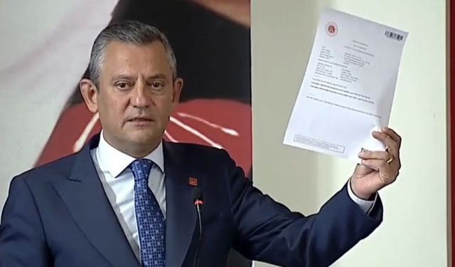 CHP'li Özgür Özel: Ahmet Özer’in temiz kağıdı elimde!