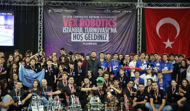 KÜÇÜKÇEKMECE’DE VEX ROBOTİCS HEYECANI!