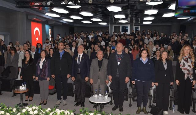 Adana Koza Rotary Kulübü, “Toplum Liderleri Geliyor: Liderler Kampüste” semineri gerçekleştirdi.