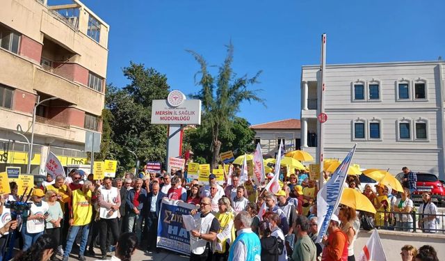 Mersin’de Sağlık Örgütlerinden “Aile Hekimliği Eziyet Yönetmeliği Geri Çekilsin” Çağrısı