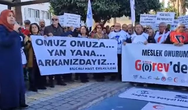 Adana’da Sağlık Emekçilerinin Eyleminde Bir Sağlık Çalışanı Yaşadığı Zorlukları Anlattı