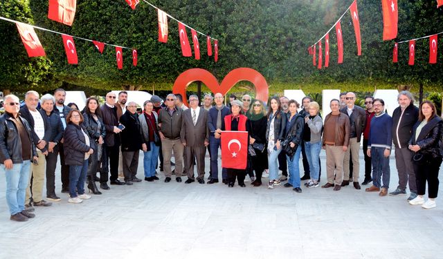 Adana Sağlık Platformu Atatürk’ün Huzurunda