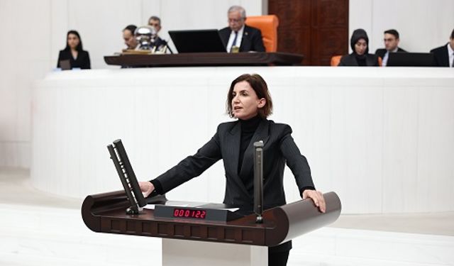 CHP Antalya Milletvekili Coşar'dan Arkeoloji Müzesi Tepkisi: "Kentin Hafızasına Kültürel Darbe"