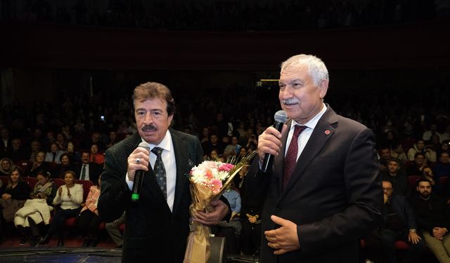 Ferdi Tayfur, Adana'da Ahmet Selçuk İlkan’ın katılımı, şarkıları ve şiirleriyle anıldı