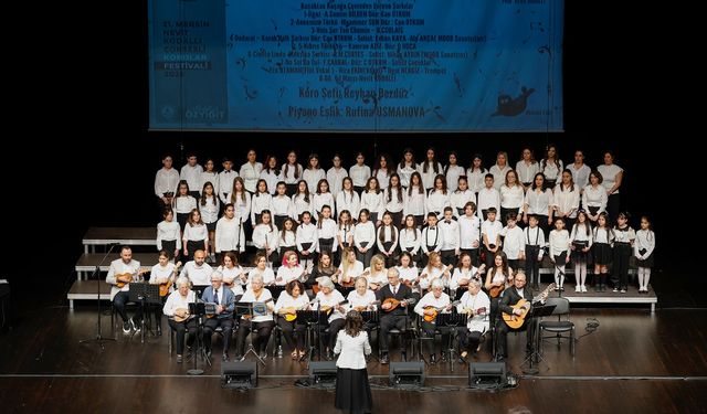 21. Nevit Kodallı Çoksesli Korolar Festivali’nde 7 şehirden 1800 korist sahne aldı
