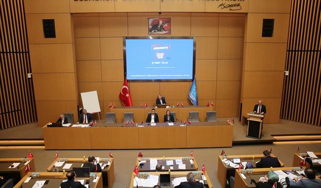 KÜÇÜKÇEKMECE BELEDİYE MECLİSİ’NDE 2024 YILI FAALİYET RAPORU KABUL EDİLDİ