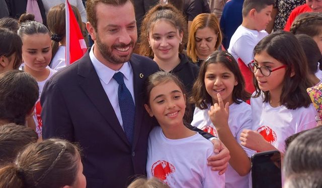 Başkan Kadir Aydar'dan 23 Nisan Mesajı: “Egemenlik, geleceğimizin teminatı çocuklarımıza aittir”