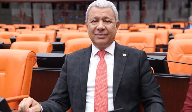 CHP'li Orhan Sümer’den 23 Nisan Mesajı: “Egemenlik, Saraylara Değil Millete Aittir.”