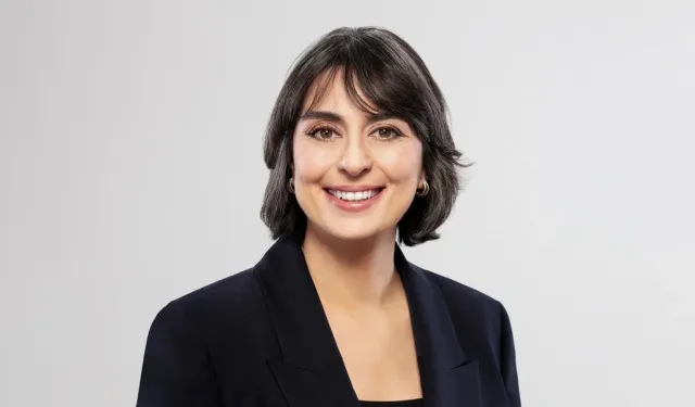 YENİ Parti'den Sinem Dedetaş'ın gözaltına alınmasına tepki: "Halk iradesini hedef alıyor"