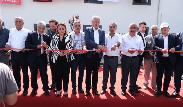 Başkan Zeydan Karalar, kentin dört bir yanına hizmet götürmeye aralıksız devam ediyor.