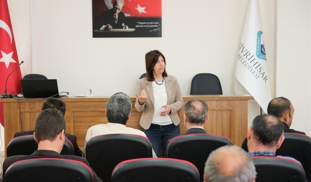 BÜYÜKŞEHİR ANLATTI ÇİFTÇİLER DİNLEDİ
