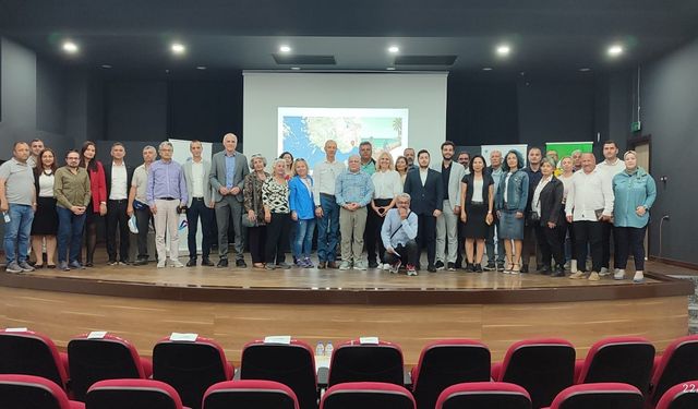 BÜYÜKŞEHİR ÖNCÜLÜĞÜNDE ‘BİSİKLETLİ TURİZM KAPASİTE GELİŞTİRME ÇALIŞTAYI’ DÜZENLENDİ