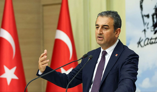Burhanettin Bulut: "Saray’ın Bol Maaşlı Memuru Bir Koltukta Kaç Karpuz Taşır?"