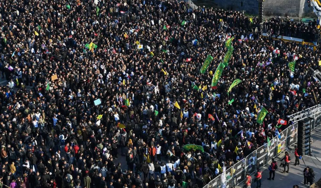 Ertuğrul Kürkçü: “PKK’nin Feshi, Yarım Yüzyıllık Mücadelenin Yeni Aşamaya Geçişidir”