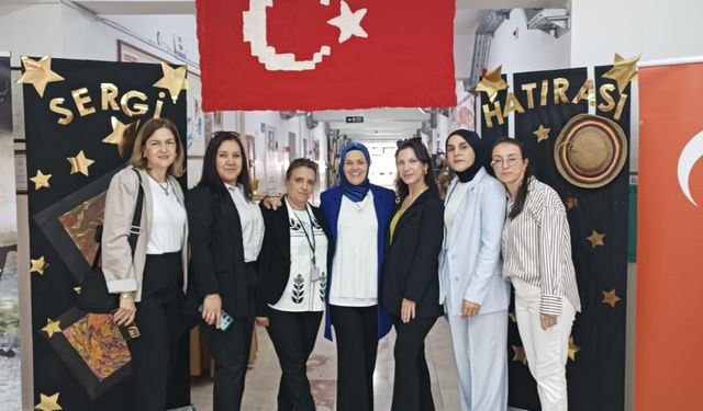 Mamak’ta okul aile ve mahalle el ele: Bayrağımız ilmek ilmek örüldü