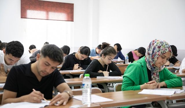 MERSİN BÜYÜKŞEHİR’DEN YKS PROVASI