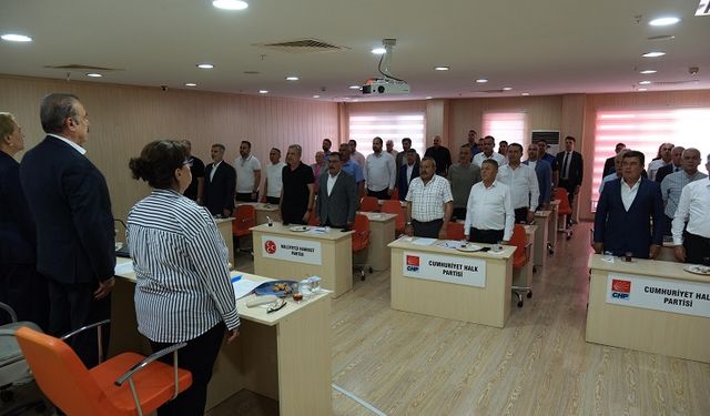 Ceyhan Belediye Meclisi’nden Başkan Kadir Aydar’a destek mesajı