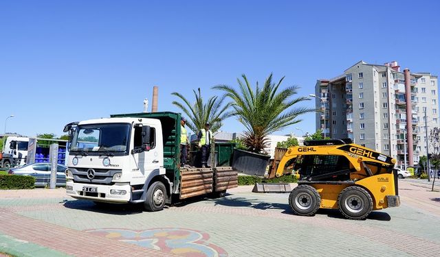 KÖPRÜBAŞI PALMİYELER VE ZAKKUMLARLA SÜSLENDİ
