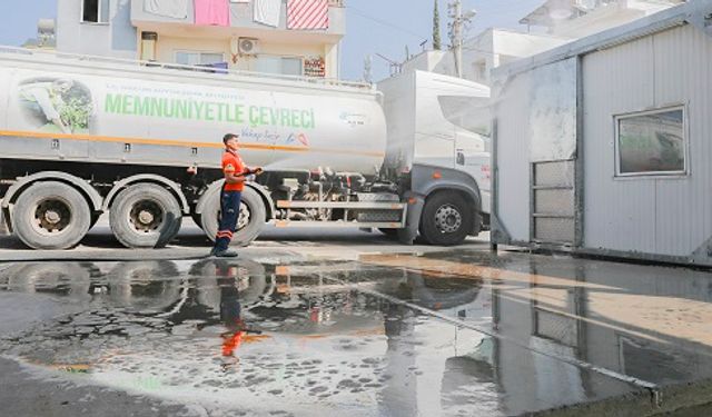 BÜYÜKŞEHİR, KURBAN KESİM HİZMETİNİN ARDINDAN TEMİZLİK MESAİSİNDE
