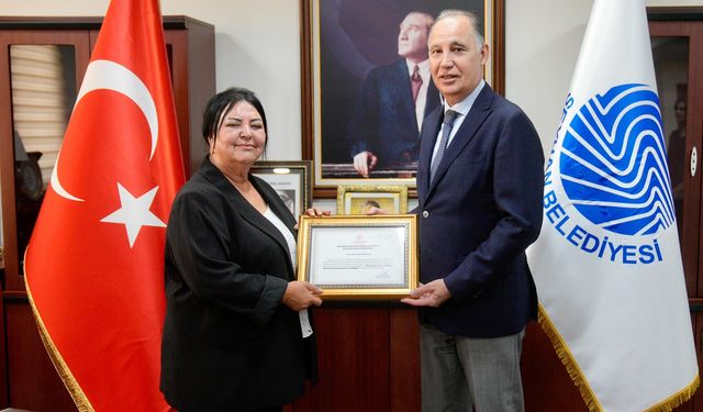 SEYHAN BELEDİYESİ BİR İLKE DAHA İMZA ATTI:  “BESLENME DOSTU İŞ YERİ SERTİFİKASI ALDI”