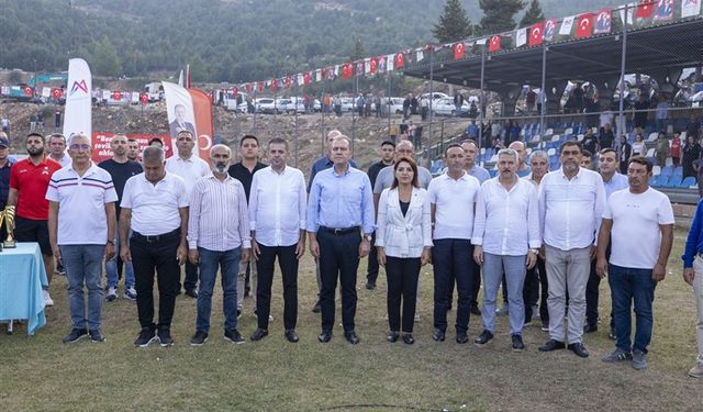 BAŞKAN SEÇER, ‘30 AĞUSTOS FINDIKPINARI ZAFER TURNUVASI’NIN FİNALİNE KATILDI