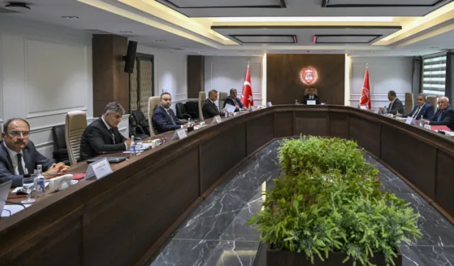 Kamu Görevlileri Hakem Kurulu, Memur-Sen ve T. Kamu-Sen Üyeleriyle Toplandı