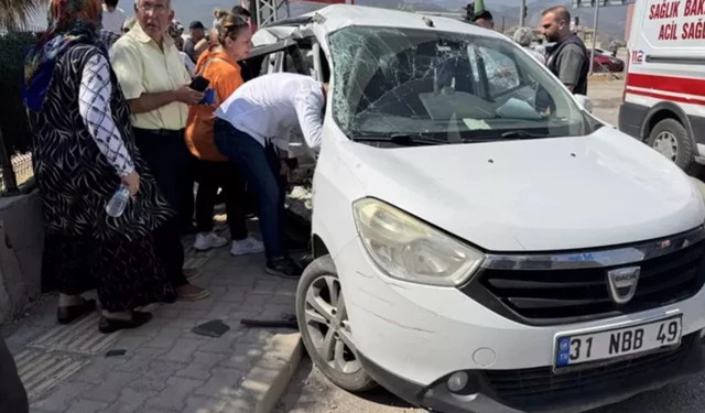 Hatay Düğün Yolunda Feci Kaza: 3 Ölü, 2 Yaralı