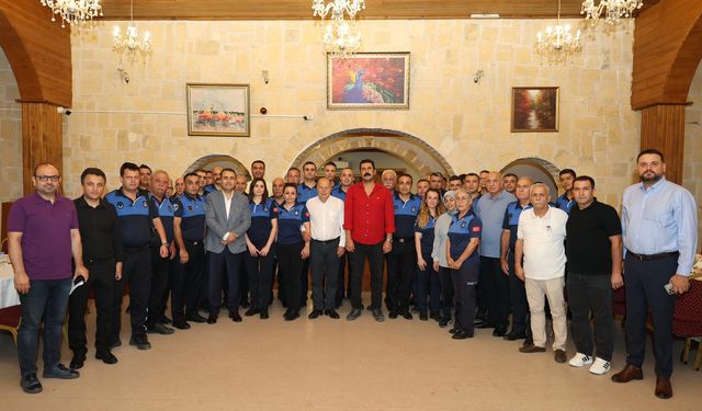 BAŞKAN DEMİRÇALI ZABITA EKİBİYLE KAHVALTIDA BULUŞTU