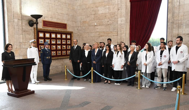 Çukurova Üniversitesi Tıp Fakültesi Mezunları Anıtkabir’de